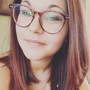 Meet your Posher, Alison